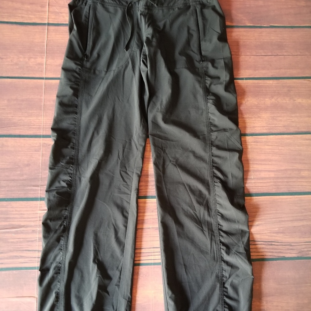EUC☆☆ ATHLETA Jogger Pants☆ Flirty Womens 0